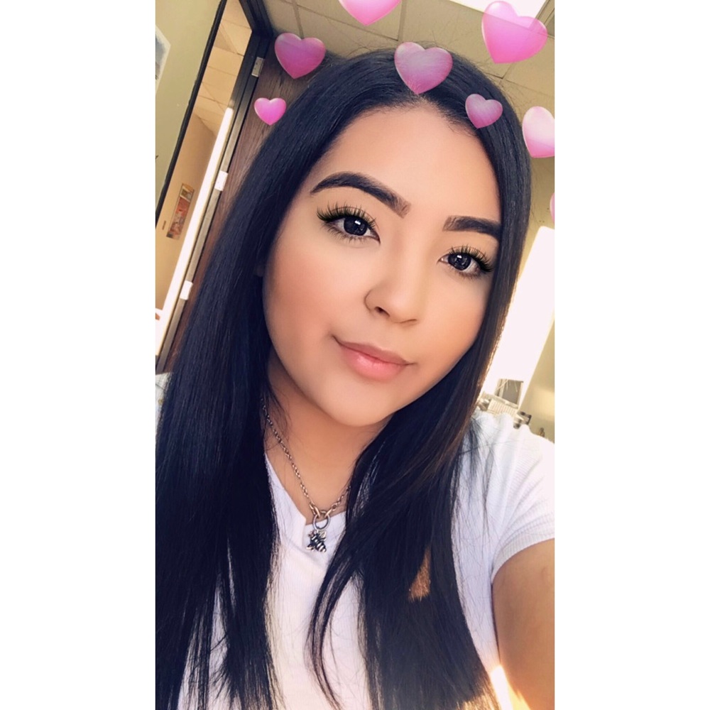 Meet your Posher, Jenniffer